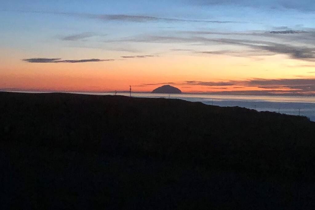 The Brambles Girvan Holiday Cottage By Seaside. Exteriör bild