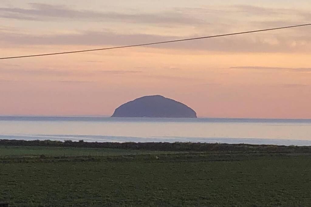 The Brambles Girvan Holiday Cottage By Seaside. Exteriör bild